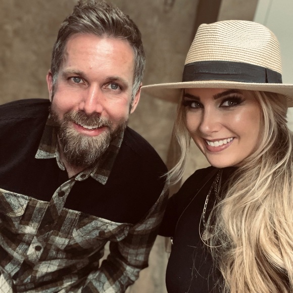 Meet your Posher, Lori - Picture 6 of 8